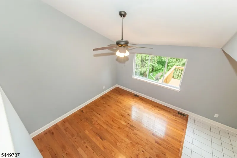 12 Pale Star Ct Hardyston, NJ 07419
