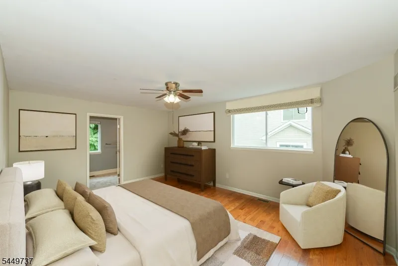 12 Pale Star Ct Hardyston, NJ 07419