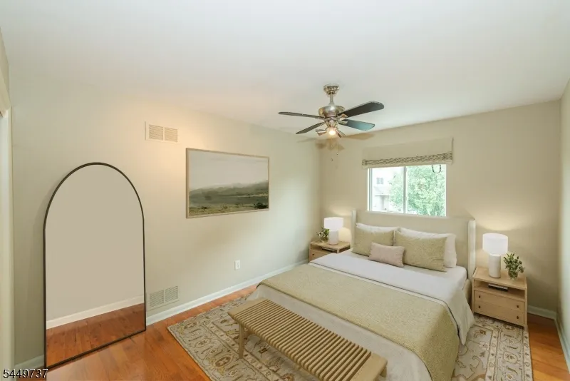 12 Pale Star Ct Hardyston, NJ 07419