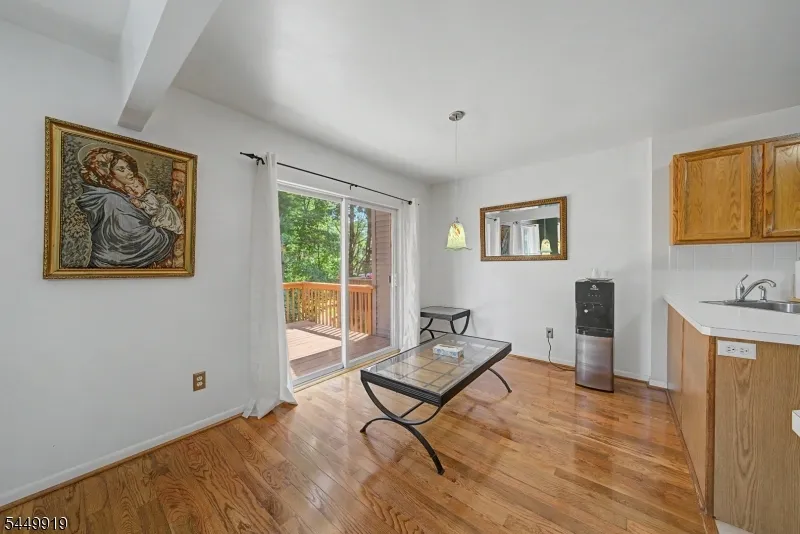 30 Sundance Ter Hardyston, NJ 07419