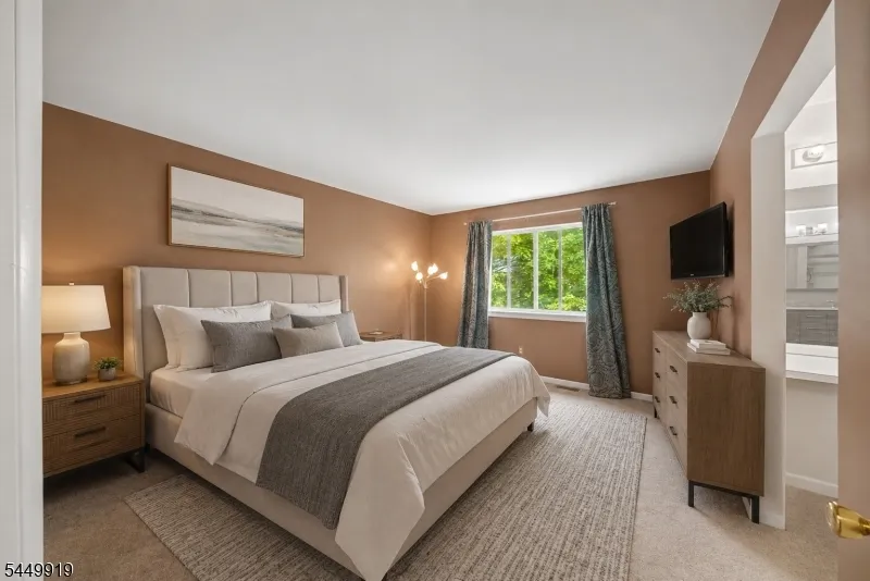 30 Sundance Ter Hardyston, NJ 07419