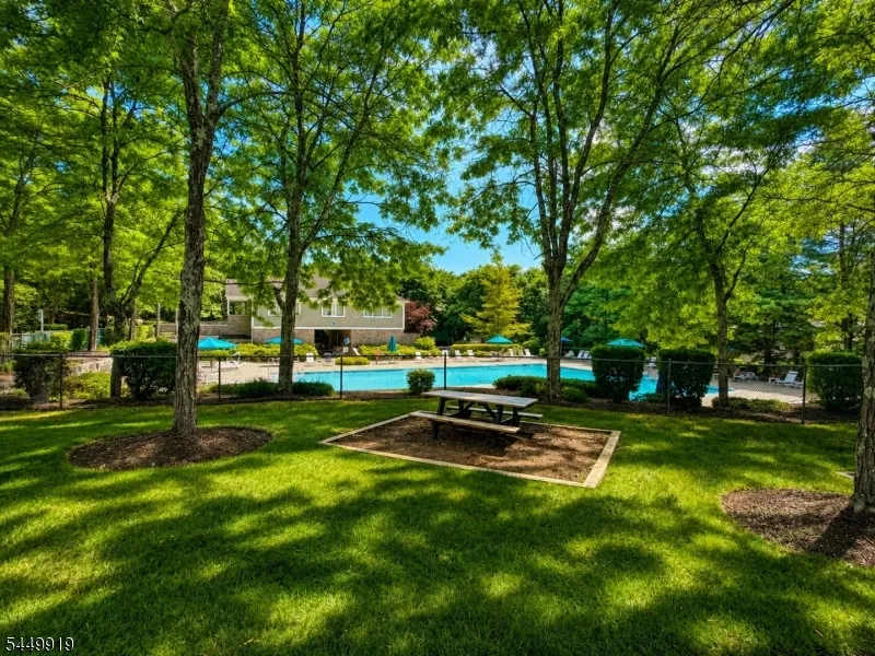 30 Sundance Ter Hardyston, NJ 07419