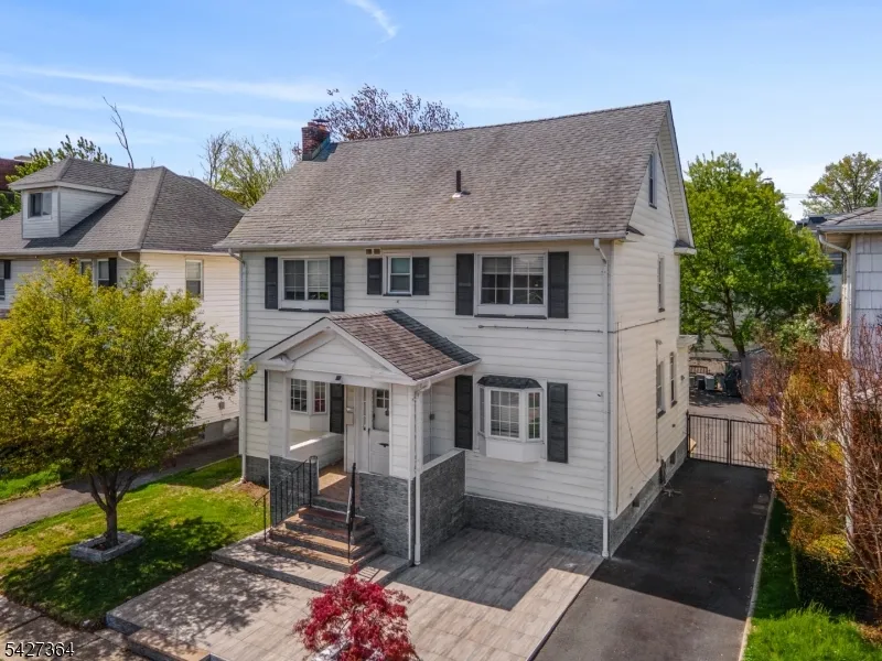 15 Putnam Pl Clifton City, NJ 07011