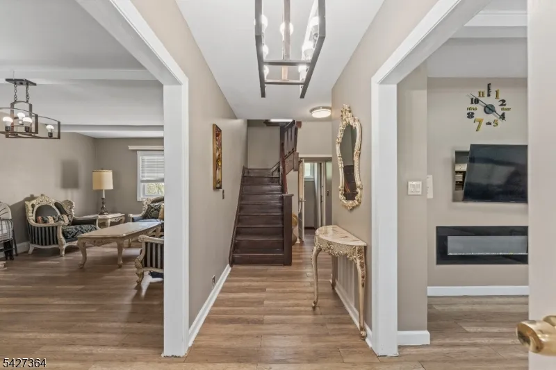 15 Putnam Pl Clifton City, NJ 07011