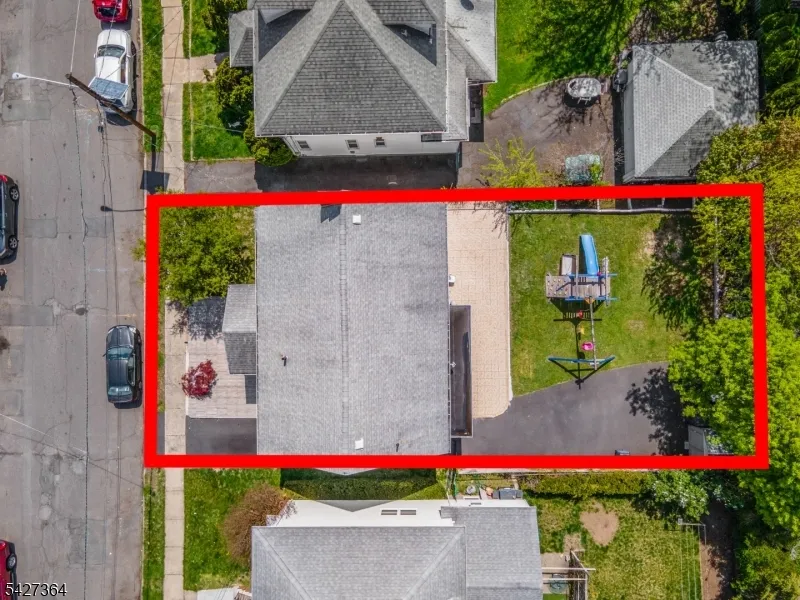 15 Putnam Pl Clifton City, NJ 07011