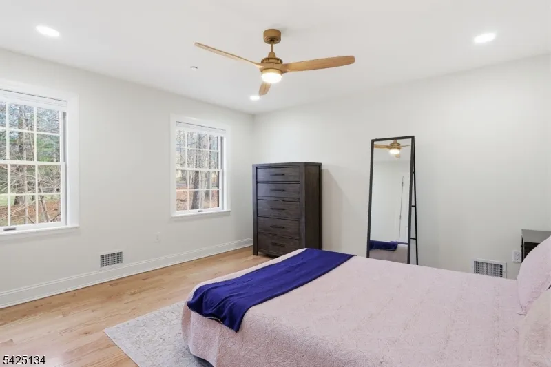 931 Vosseller Ave Bridgewater, NJ 08836