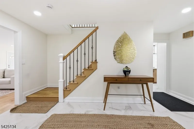 931 Vosseller Ave Bridgewater, NJ 08836
