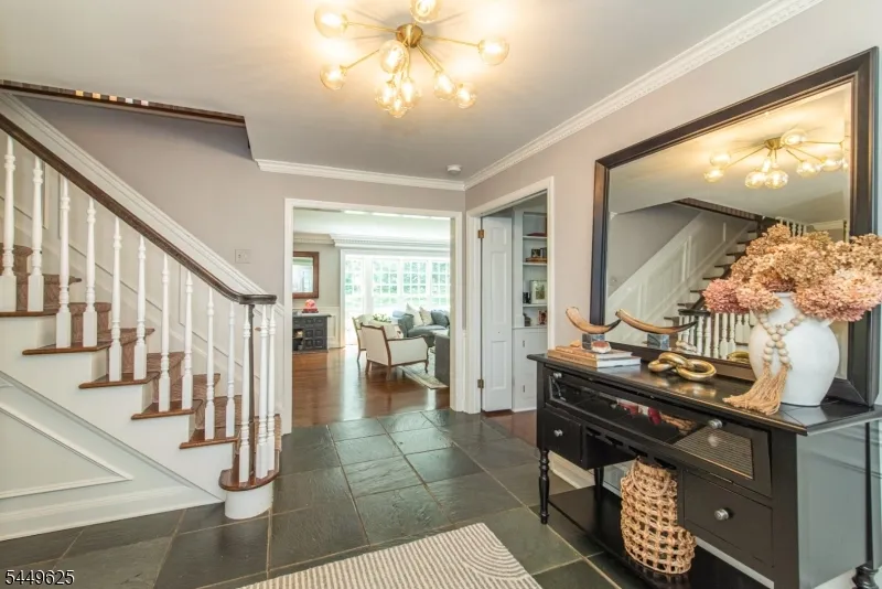 33 Hunter Dr Harding, NJ 07976