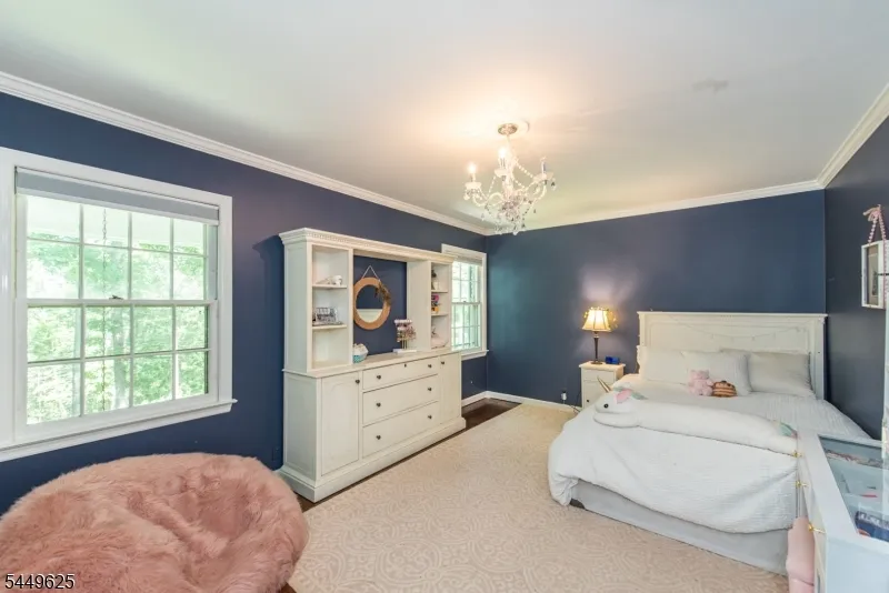 33 Hunter Dr Harding, NJ 07976