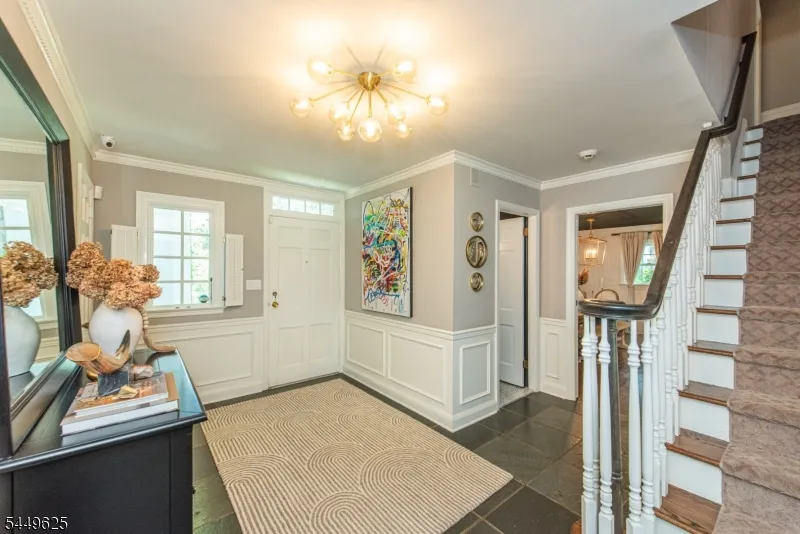 33 Hunter Dr Harding, NJ 07976