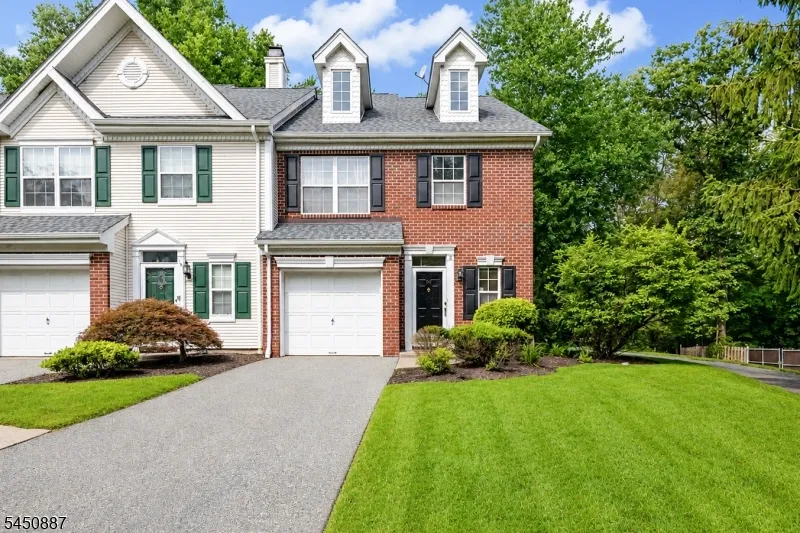 50 Washington Ct Montville, NJ 07082