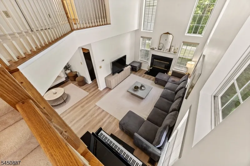 50 Washington Ct Montville, NJ 07082