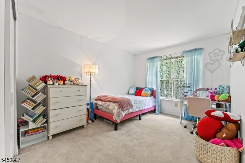 50 Washington Ct Montville, NJ 07082
