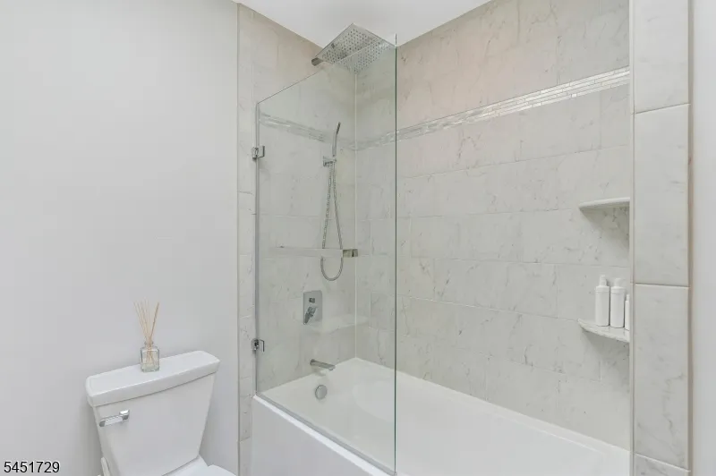 740 Hillside Ave Boonton Town, NJ 07005