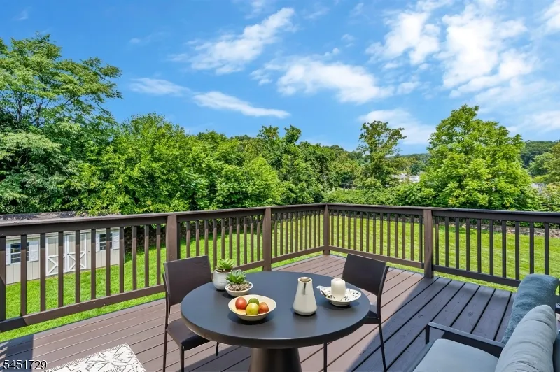 740 Hillside Ave Boonton Town, NJ 07005