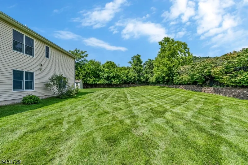 740 Hillside Ave Boonton Town, NJ 07005