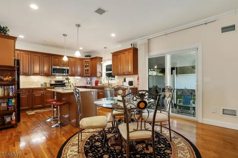 157 Woodridge St Wood-Ridge, NJ 07075
