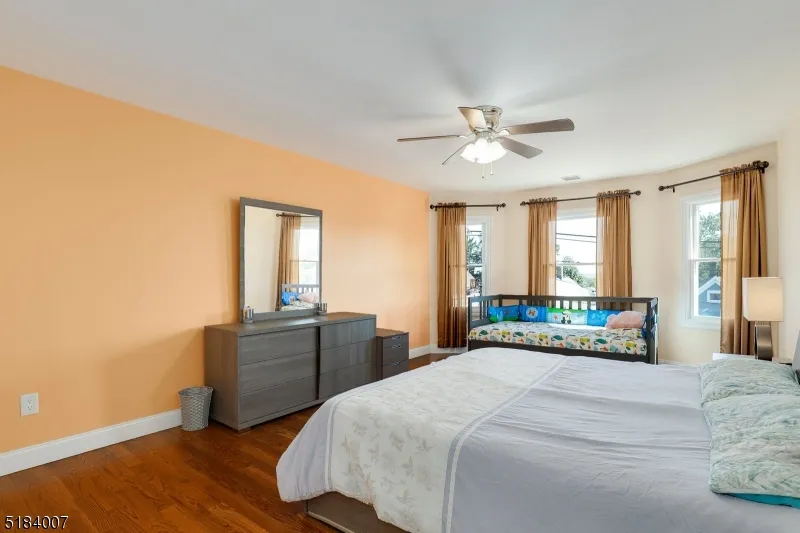 157 Woodridge St Wood-Ridge, NJ 07075