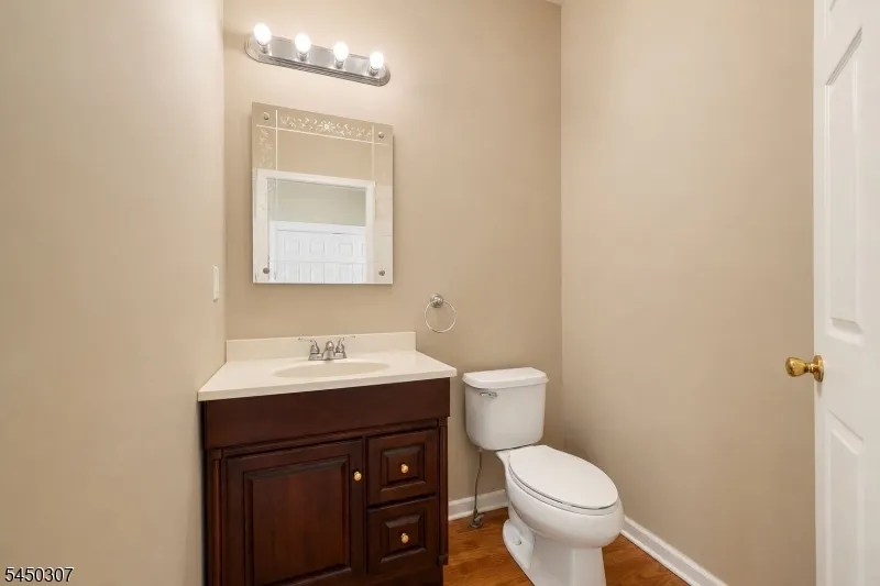 160 Teeple Pl South Plainfield, NJ 07080