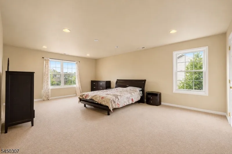 160 Teeple Pl South Plainfield, NJ 07080