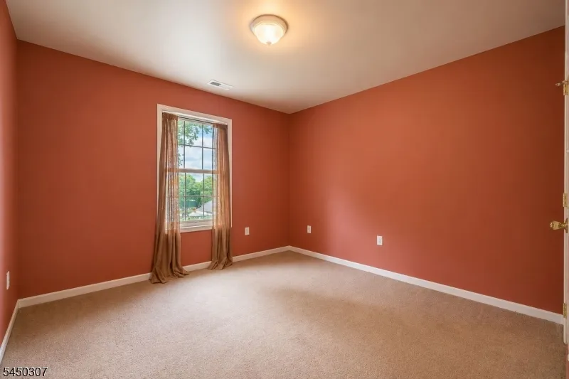 160 Teeple Pl South Plainfield, NJ 07080