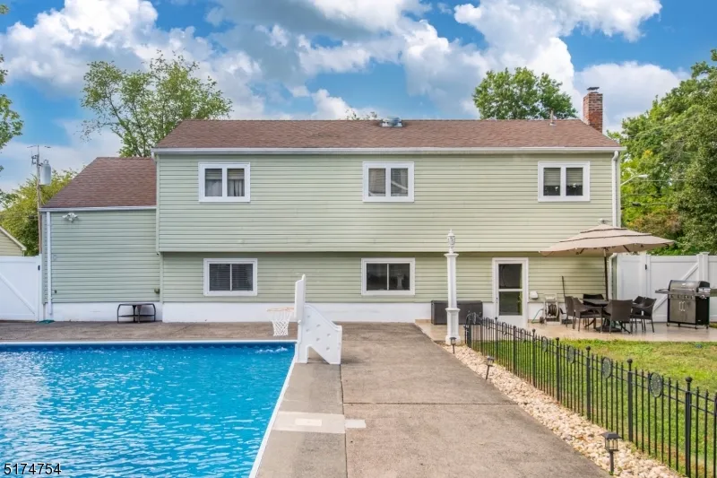 1 Birch Rd Pequannock, NJ 07444