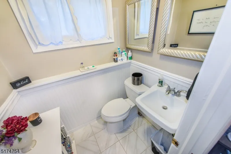 1 Birch Rd Pequannock, NJ 07444