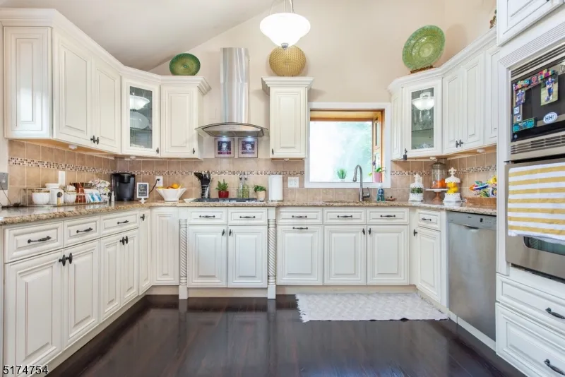 1 Birch Rd Pequannock, NJ 07444