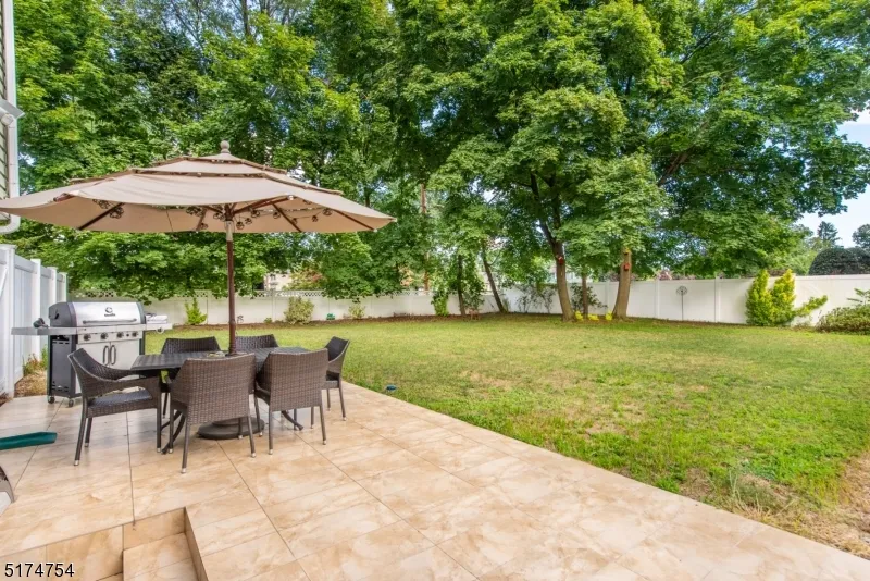 1 Birch Rd Pequannock, NJ 07444