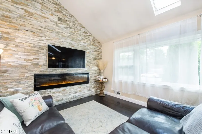 1 Birch Rd Pequannock, NJ 07444