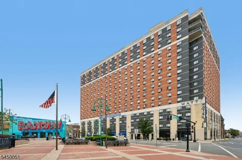 1 Carriage City Plz #1405 Unit 1405