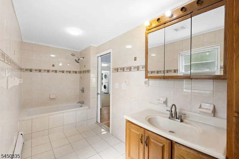618 Wood Ave North Brunswick, NJ 08902