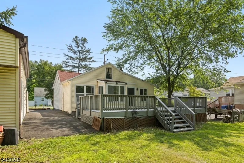 618 Wood Ave North Brunswick, NJ 08902