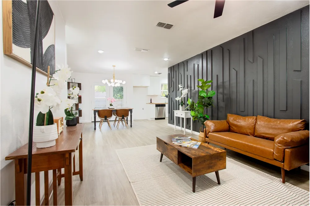 320 SE Gregory Street Burleson, TX 76028
