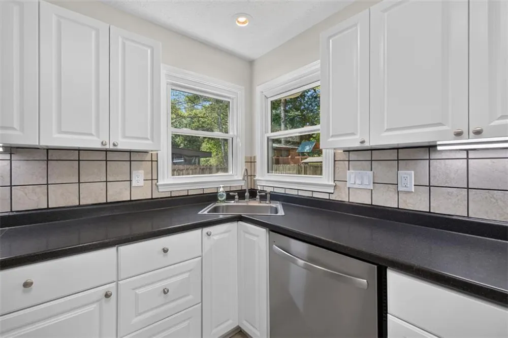 1975 Watercrest Circle Lawrenceville, GA 30043