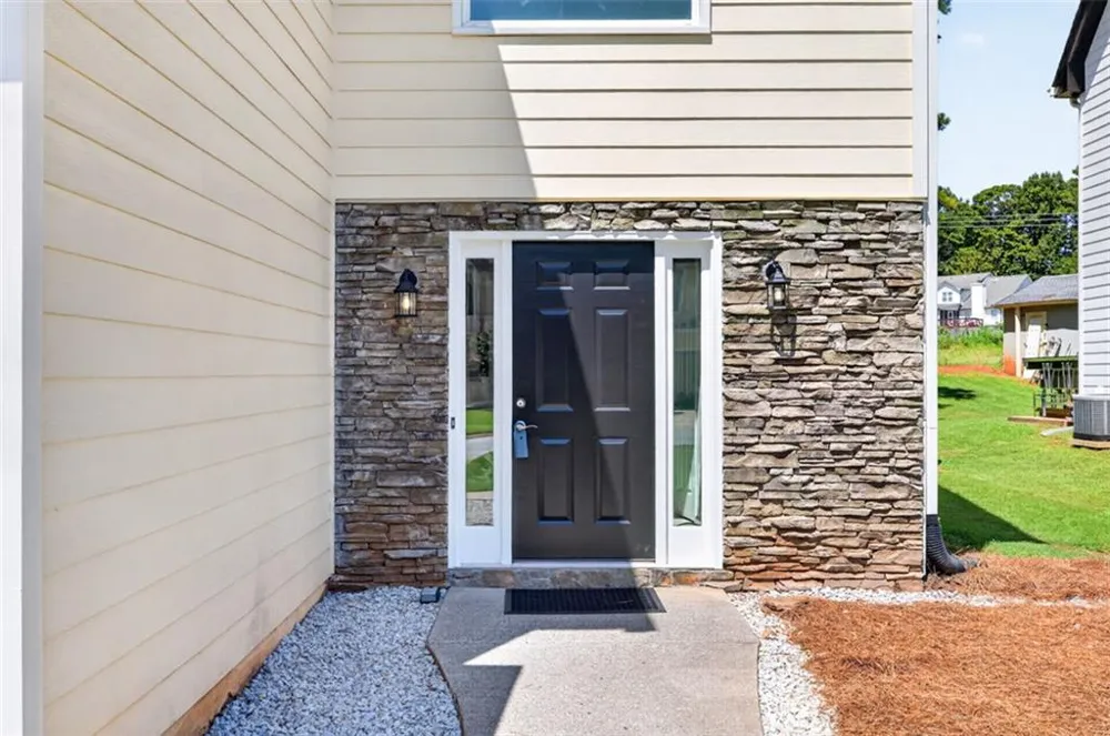 1975 Watercrest Circle Lawrenceville, GA 30043