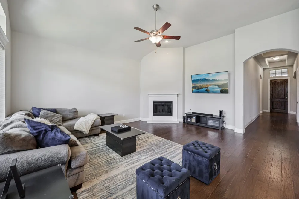 1656 Pegasus Drive Forney, TX 75126