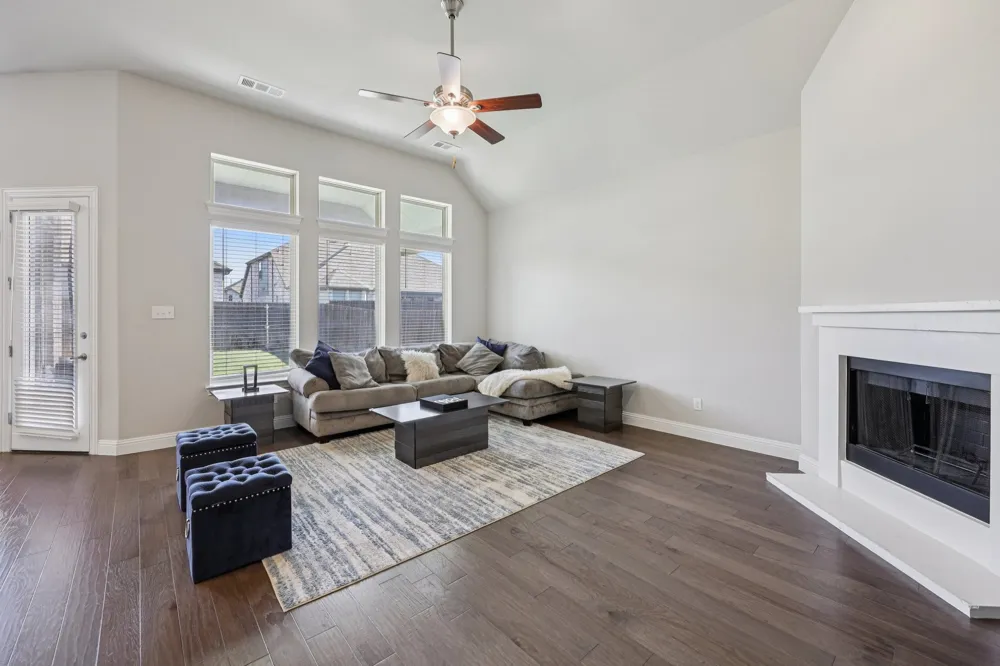 1656 Pegasus Drive Forney, TX 75126