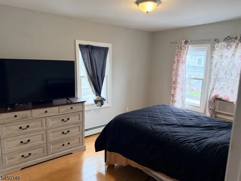 16 Wills Pl Irvington, NJ 07111
