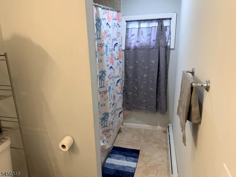 16 Wills Pl Irvington, NJ 07111