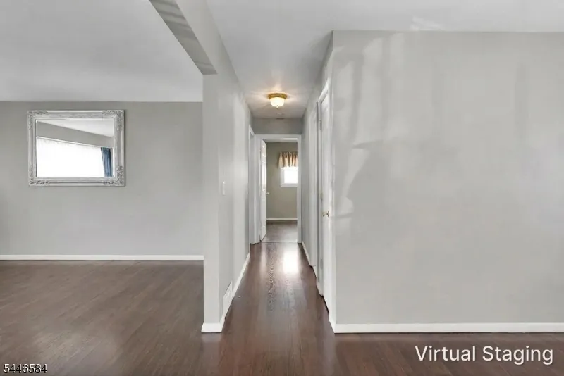 44 Lorrie Ln Clifton City, NJ 07012