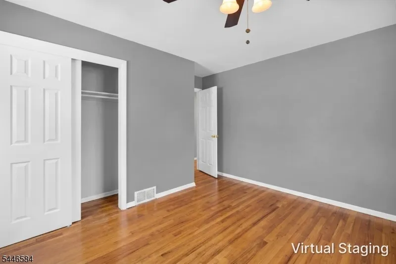 44 Lorrie Ln Clifton City, NJ 07012