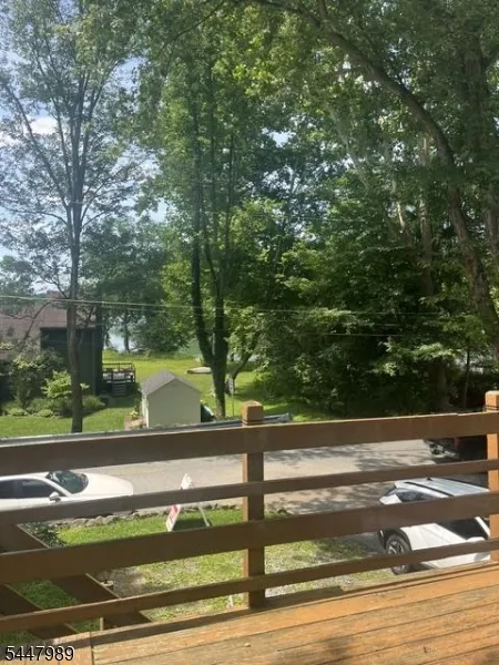 74 Lakeside Dr North Liberty, NJ 07823