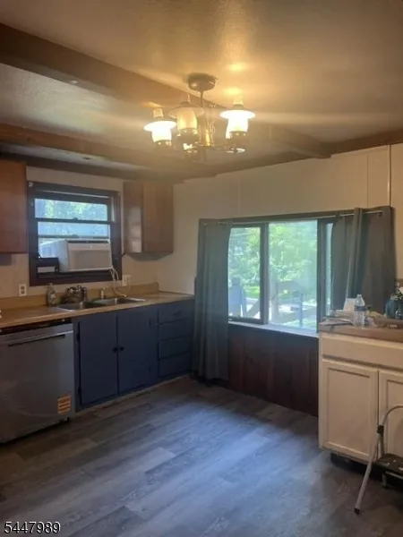 74 Lakeside Dr North Liberty, NJ 07823