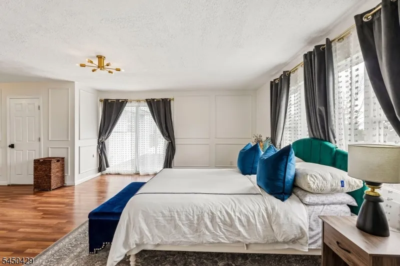 15 Musconetcong Ave Hopatcong, NJ 07843