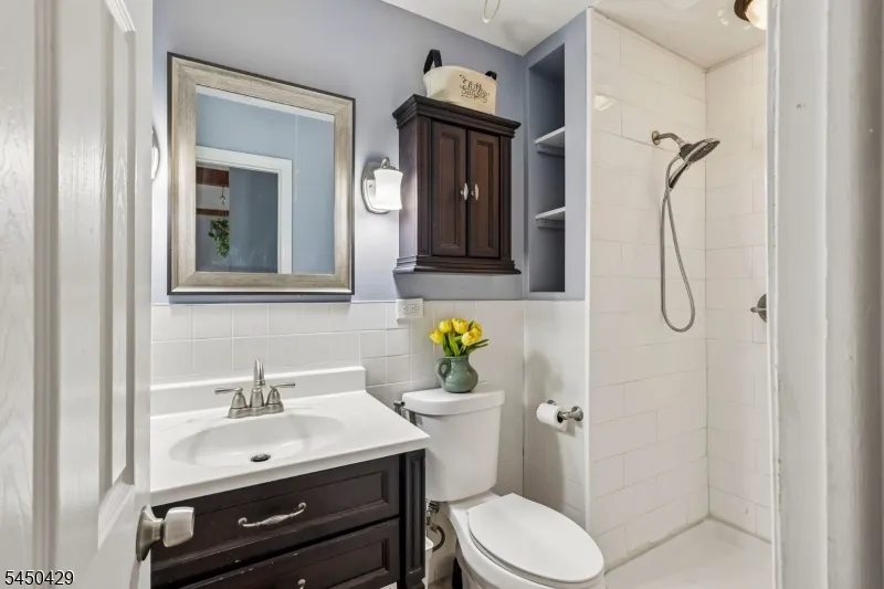 15 Musconetcong Ave Hopatcong, NJ 07843