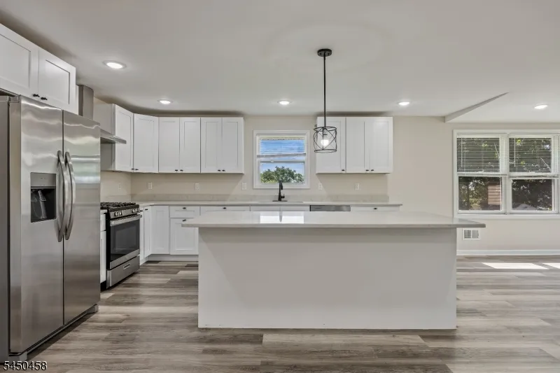 55 Shawnee Ave Rockaway, NJ 07866