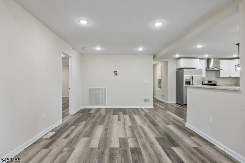 55 Shawnee Ave Rockaway, NJ 07866