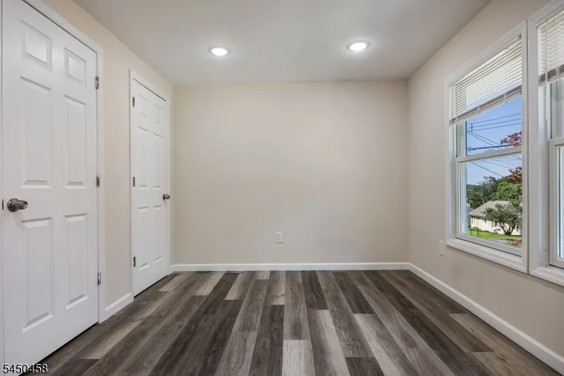 55 Shawnee Ave Rockaway, NJ 07866