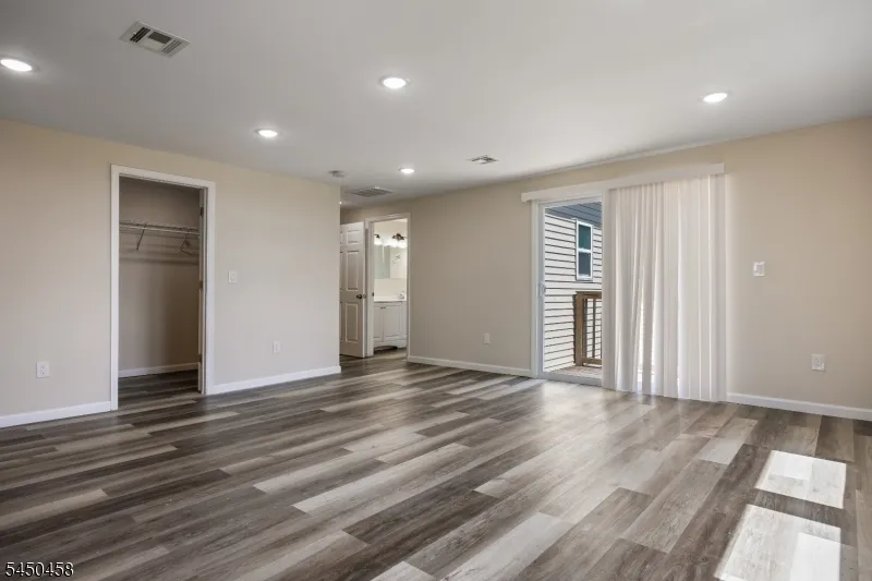 55 Shawnee Ave Rockaway, NJ 07866